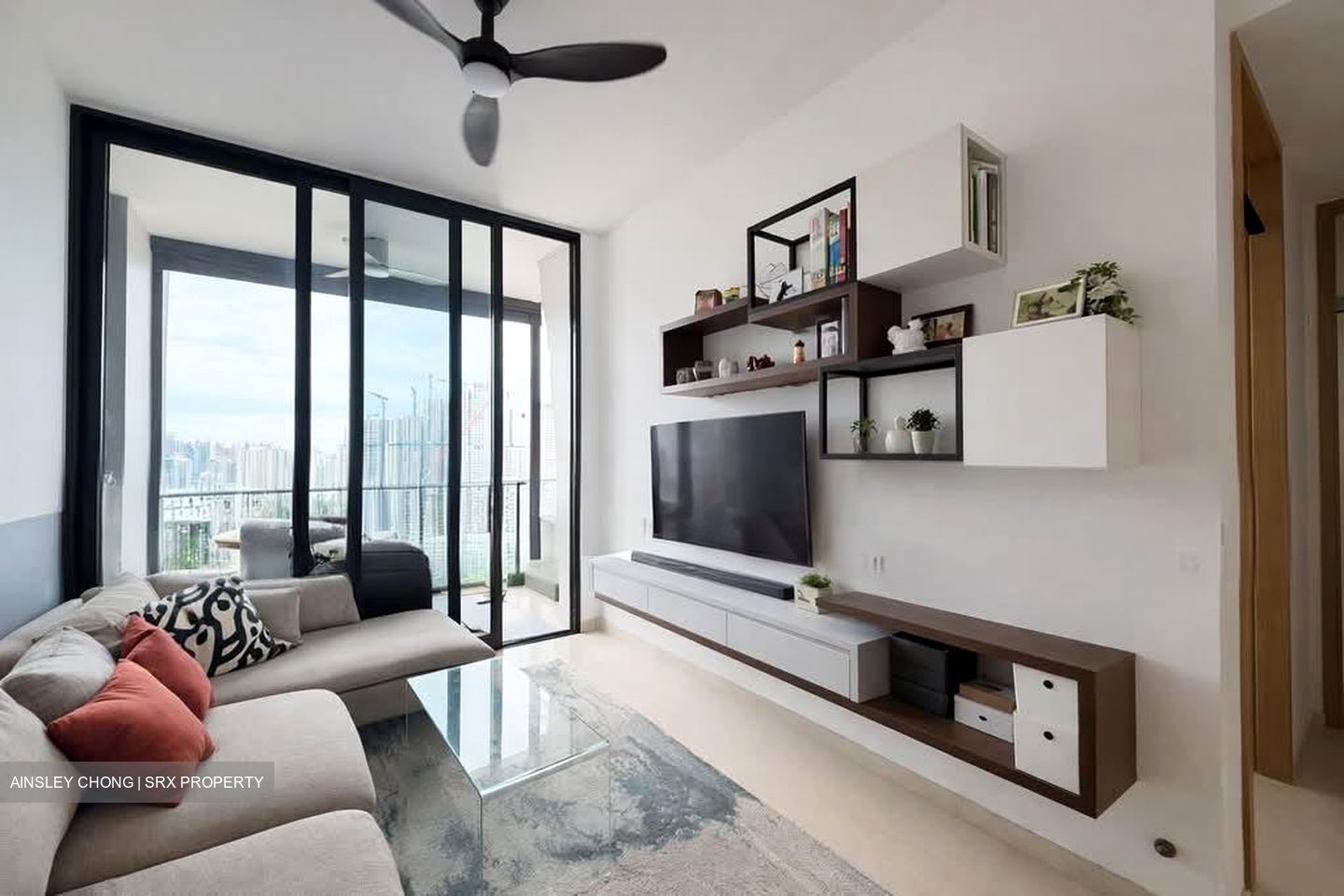 The Crest (D3), Condominium #558265521